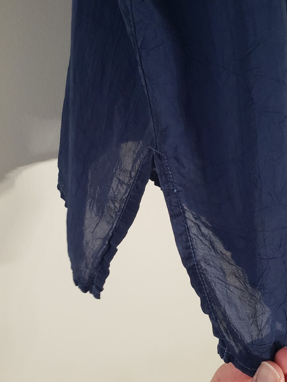 Johnny Was Embroidered Short-Sleeve Boho Top Large Navy Blue Cupra Rayon Western - Picture 6 of 15